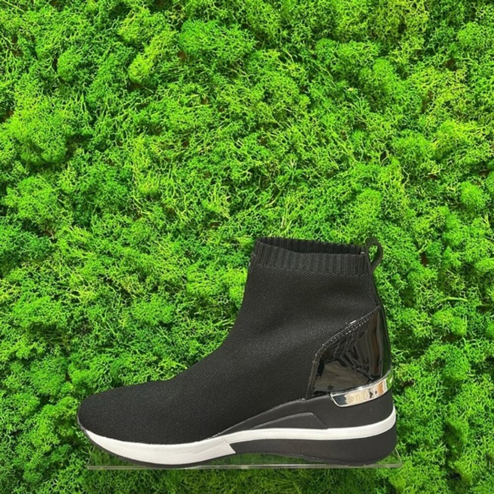 Michael Kors Skyler Stretch Knit Sock Sneaker - Picture 8 of 9